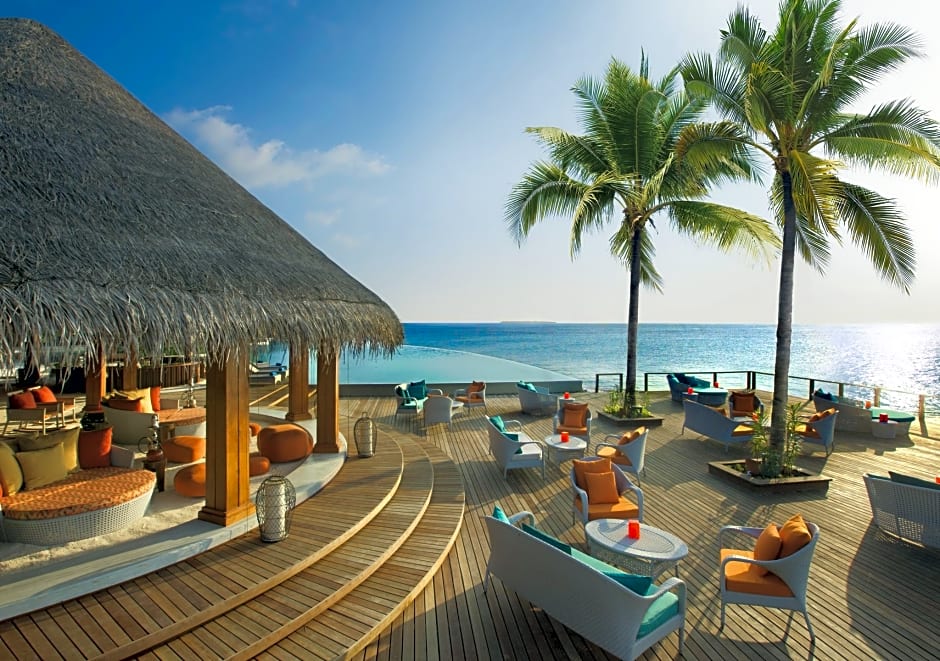 Dusit Thani Maldives