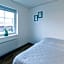 Easy Livin' Apartment Hotel