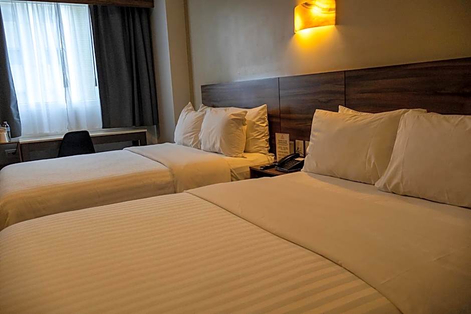 Crown Victoria Hotel