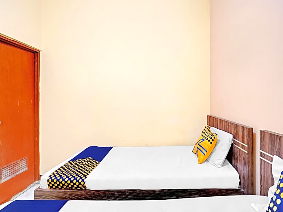 OYO 90622 Hotel Galaksi