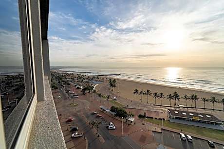 Gooderson Tropicana Hotel