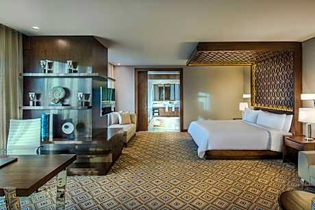 Presidential Suite, 1 Bedroom Presidential Suite, 1 King, Sofa Bed, Santo Domingo View