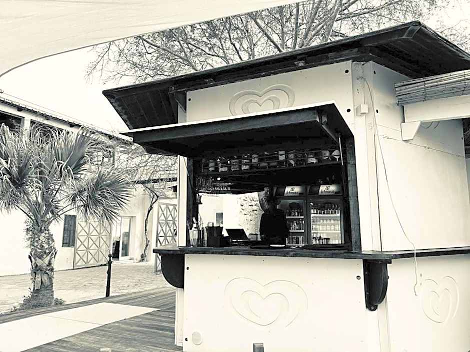 Lido Di Alghero Rooms on the Beach