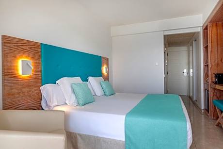 My Favorite Club Double Superior Frontal Sea View