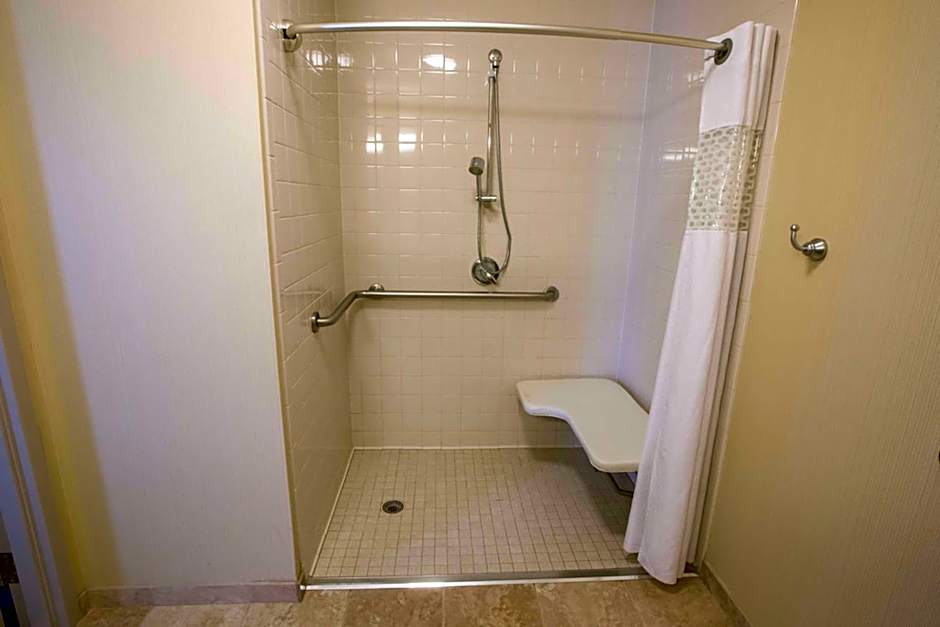 Hampton Inn By Hilton & Suites Tilton