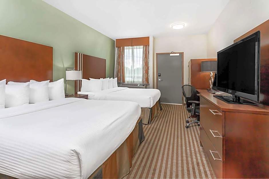 Ramada by Wyndham Carlyle