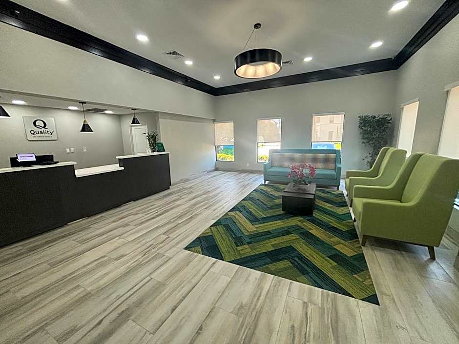 Quality Inn & Suites at Airport Blvd I-65