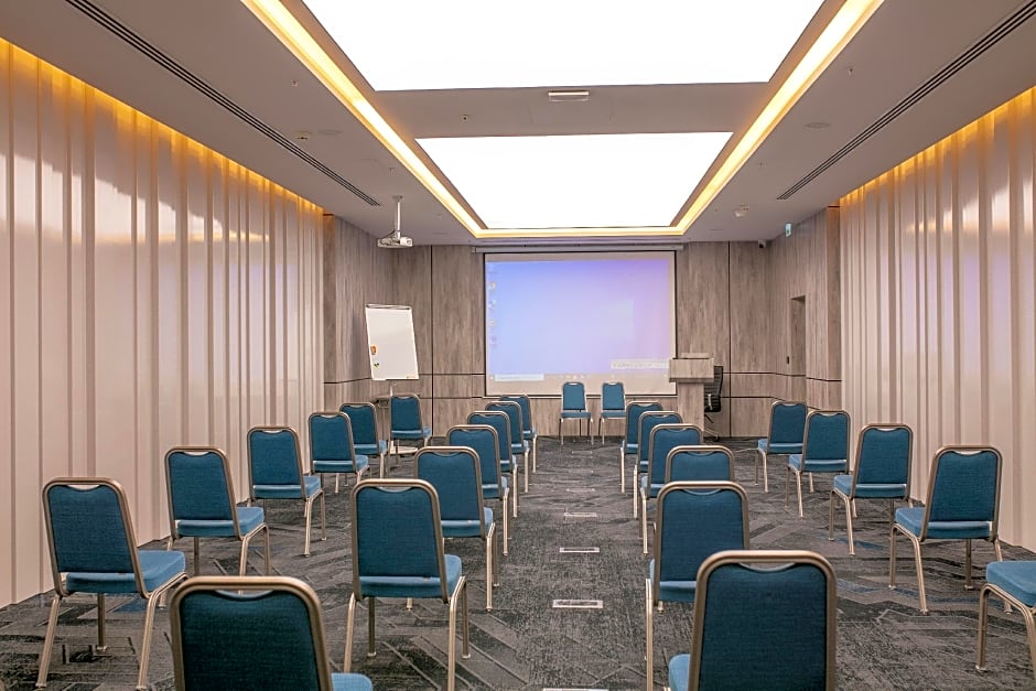 Intercontinental Baku Hotel By IHG