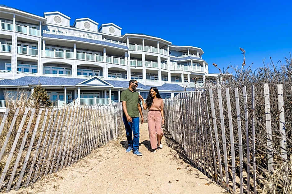 Madison Beach Hotel Curio Collection by Hilton
