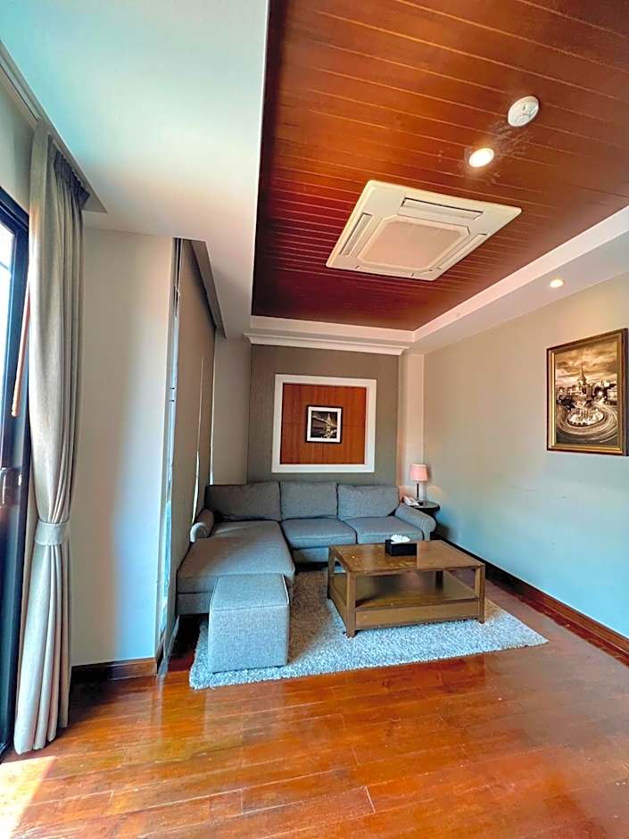 Yotaka Bangkok Hotel