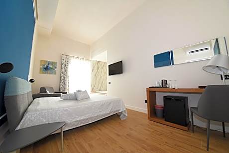 Suite with City View