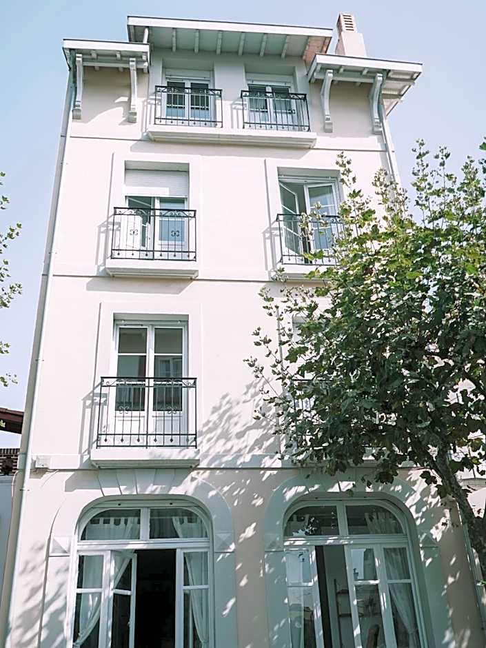 Outsite Coliving Biarritz – Biarritz, MO