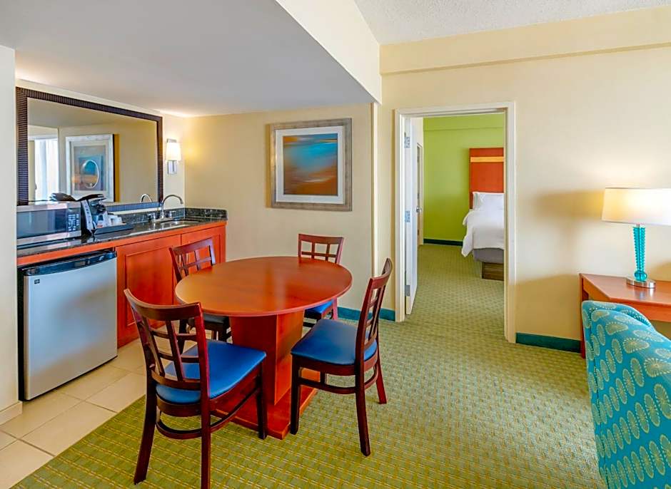 Holiday Inn & Suites Virginia Beach - North Beach By IHG