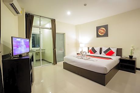 Deluxe Double Room with Kitchen