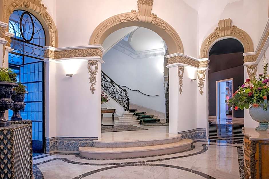 AC Hotel Palacio del Retiro Autograph Collection