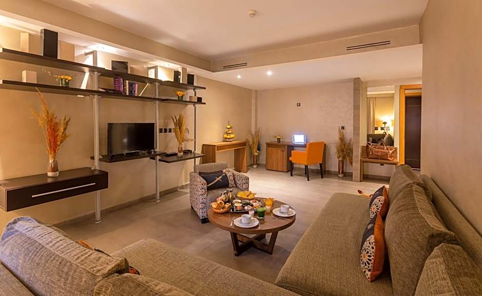 Dellarosa Boutique Hotel