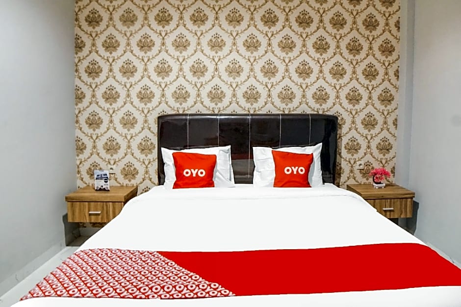 SUPER OYO Capital O 92066 Papakoel Hotel & Cafe