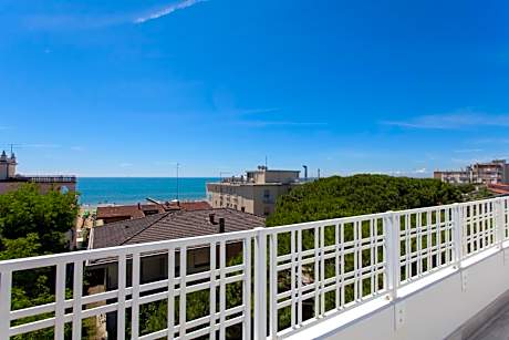 Plus Superior Double or Twin Room with Sea View