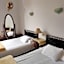 Triomphe Hostel