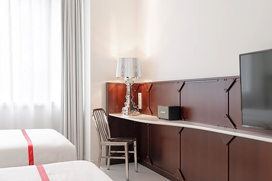 Ruby Ella Hotel Cologne By IHG