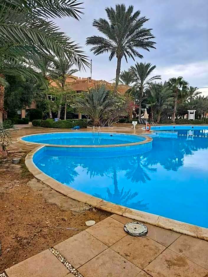 ????? ???? ??????? ???? ???? Fully Equipped Chalet Mosa Coast