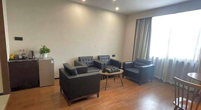 GEM Hotel Ningbo Jiangbei District Hongtang Haide Square