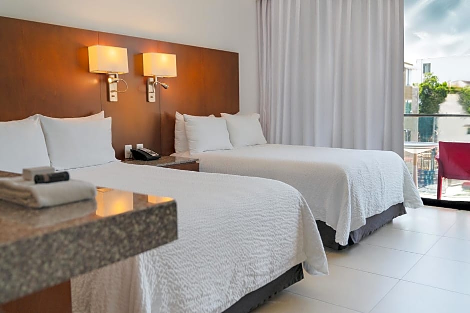 Fiesta Inn Playa del Carmen
