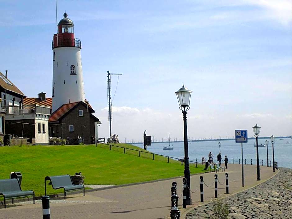 Vakantiepark 't Urkerbos - Kabouterhuisje