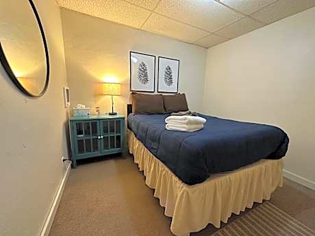 Double Room with Shared Bathroom