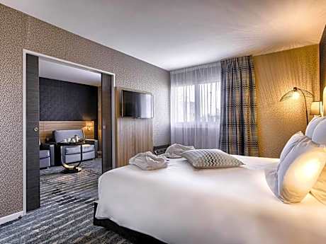 Privilege Suite with One Double Bed and One Sofa Bed