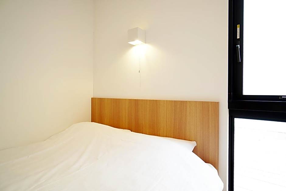 Bird Hostel