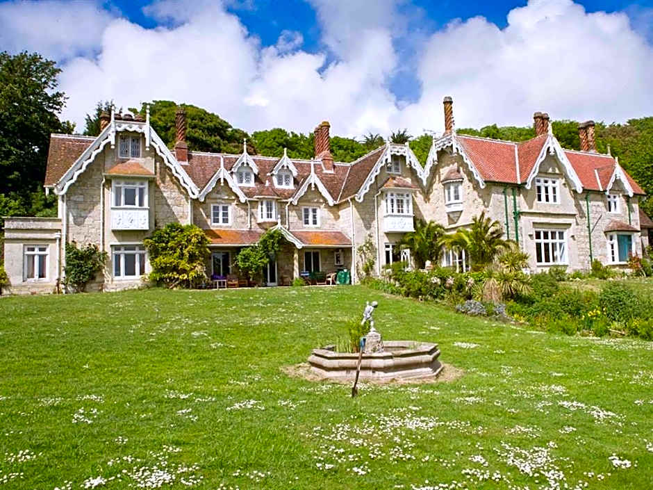 Lisle Combe