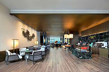 Courtyard by Marriott Luoyang