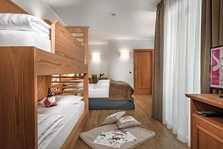 Standard Family Room