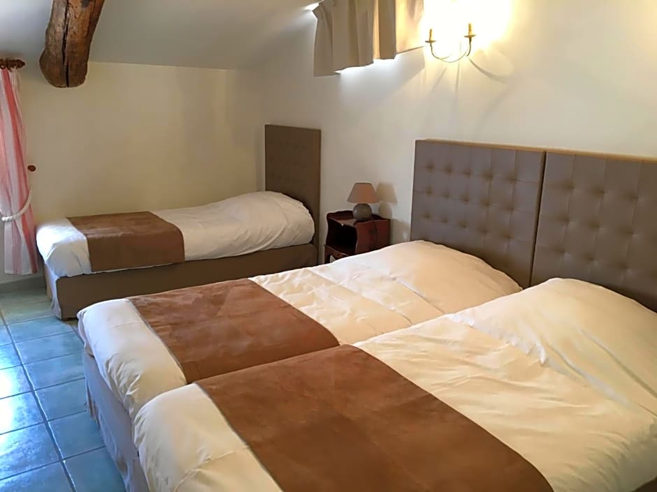 Logis Hotel La Bastide des Monges