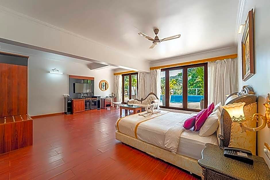 White Pearl Suites