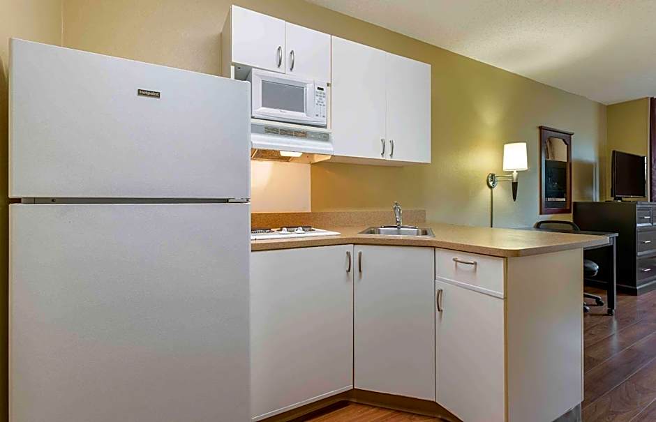 Extended Stay America Suites - Bloomington - Normal