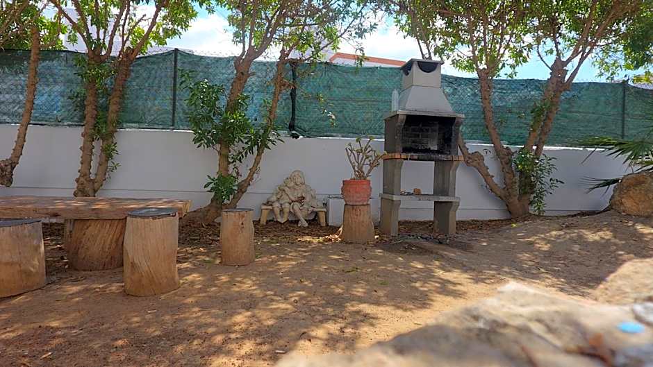 Apartamentos San Antonio Beach