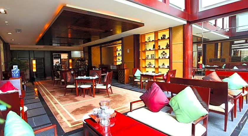 Grand International Hotel