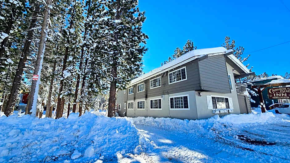 Cinnamon Bear Inn Bed And Breakfast