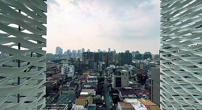 The Carlton (Taichung)