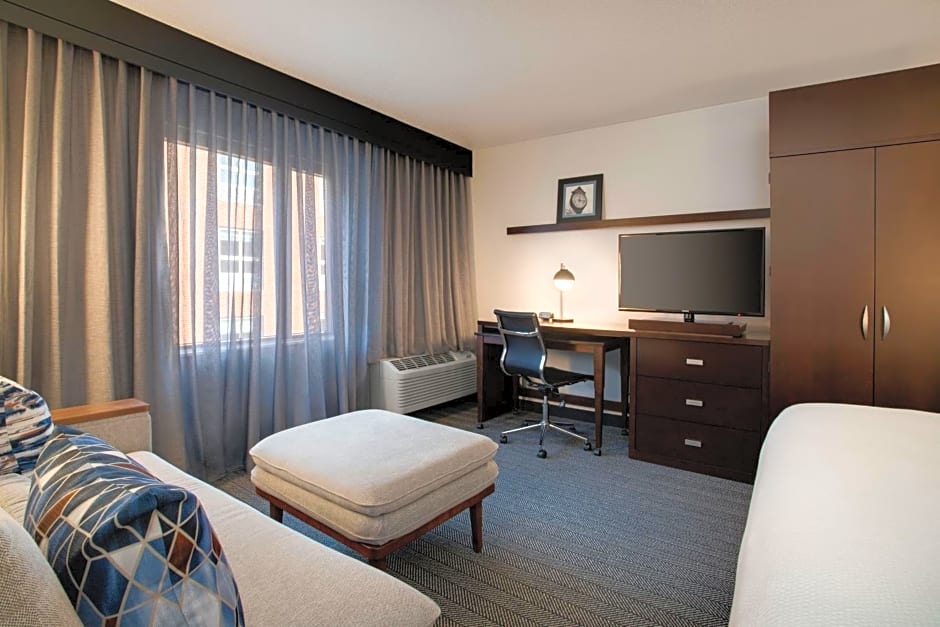 Courtyard by Marriott Worcester