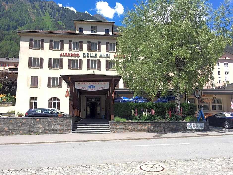 Hotel Des Alpes - Restaurant & Pizzeria