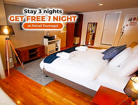 Deluxe Room with Private Bathroom