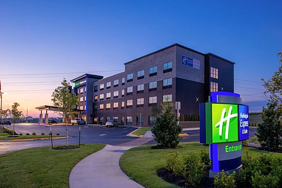 Holiday Inn Express And Suites Olathe West By IHG