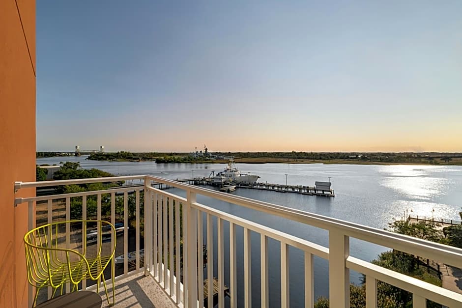 Aloft Wilmington at Coastline Center