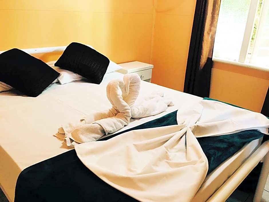 Civic Guest House