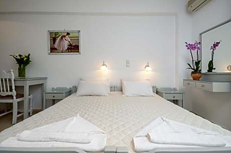 Golden Beach Studios Down Town