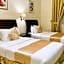 Crown Palace Hotel