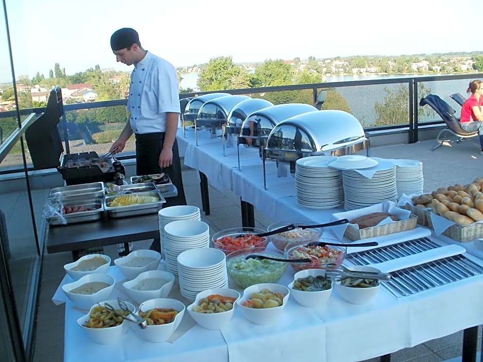 Hotel Dolphin - Adult friendly